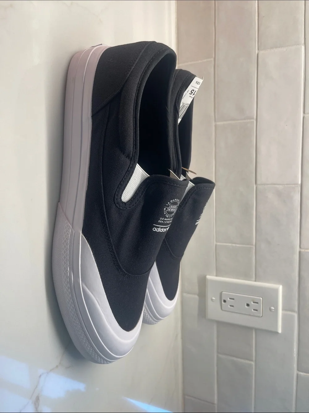 adidas streamlined slip